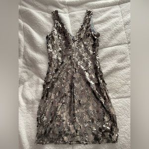 Womens V-Neck Mini Sequence Dress.